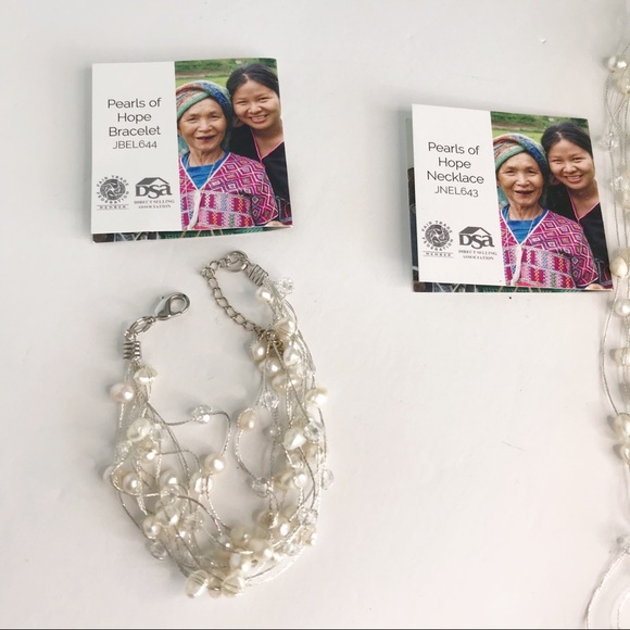 NEW Freshwater Pearls Necklace & Bracelet Combo-Hand Crafted in Thailand - Picture 9 of 14